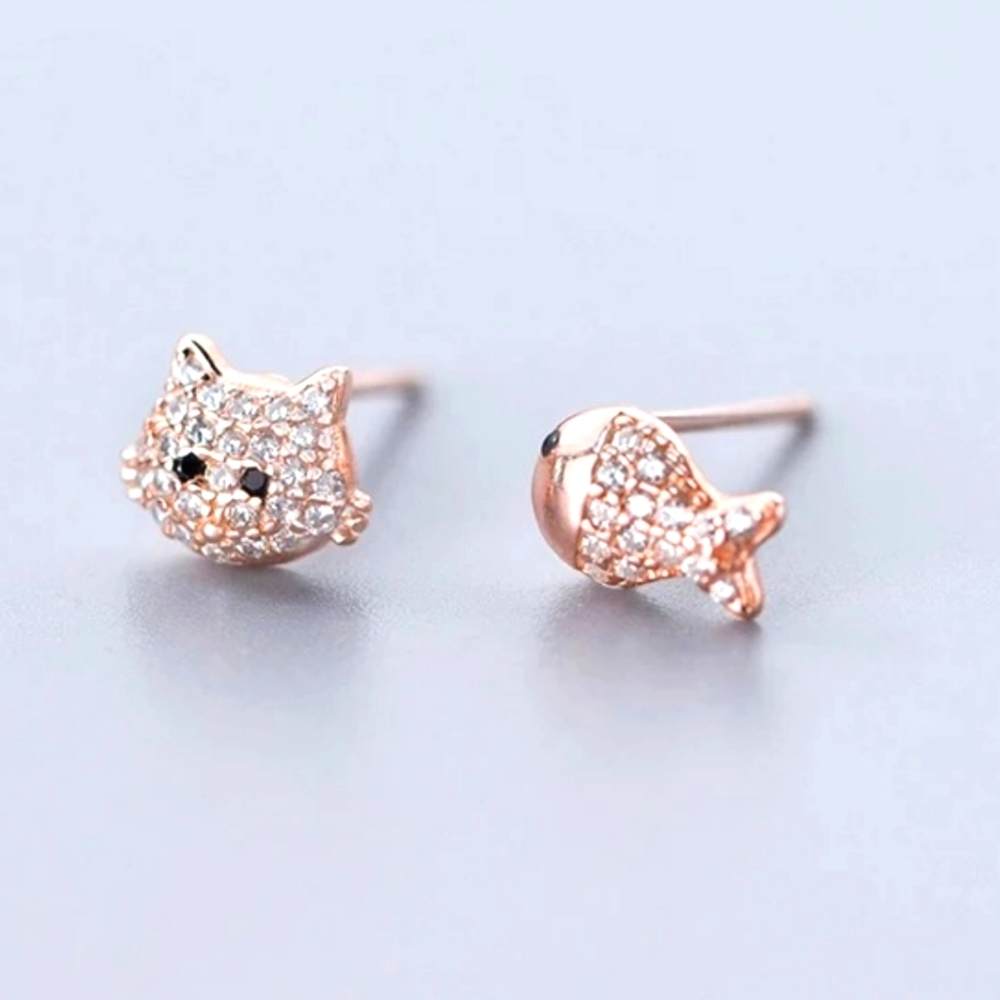 😻Cat Fish Mismatched Set Pair Rose Gold Sterling Silver Cubic Zirconia Pave Stu
